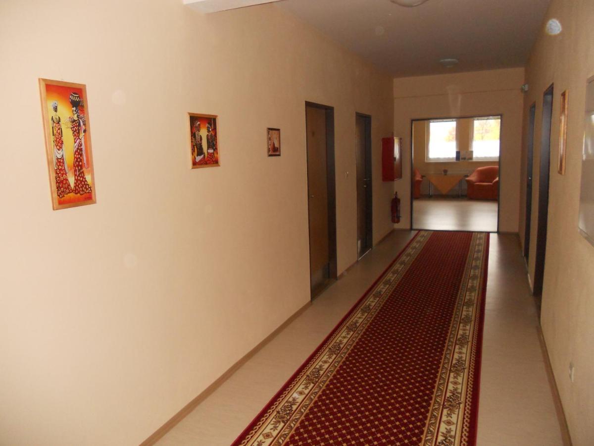 Motel Madona Banska Bystrica Exterior photo